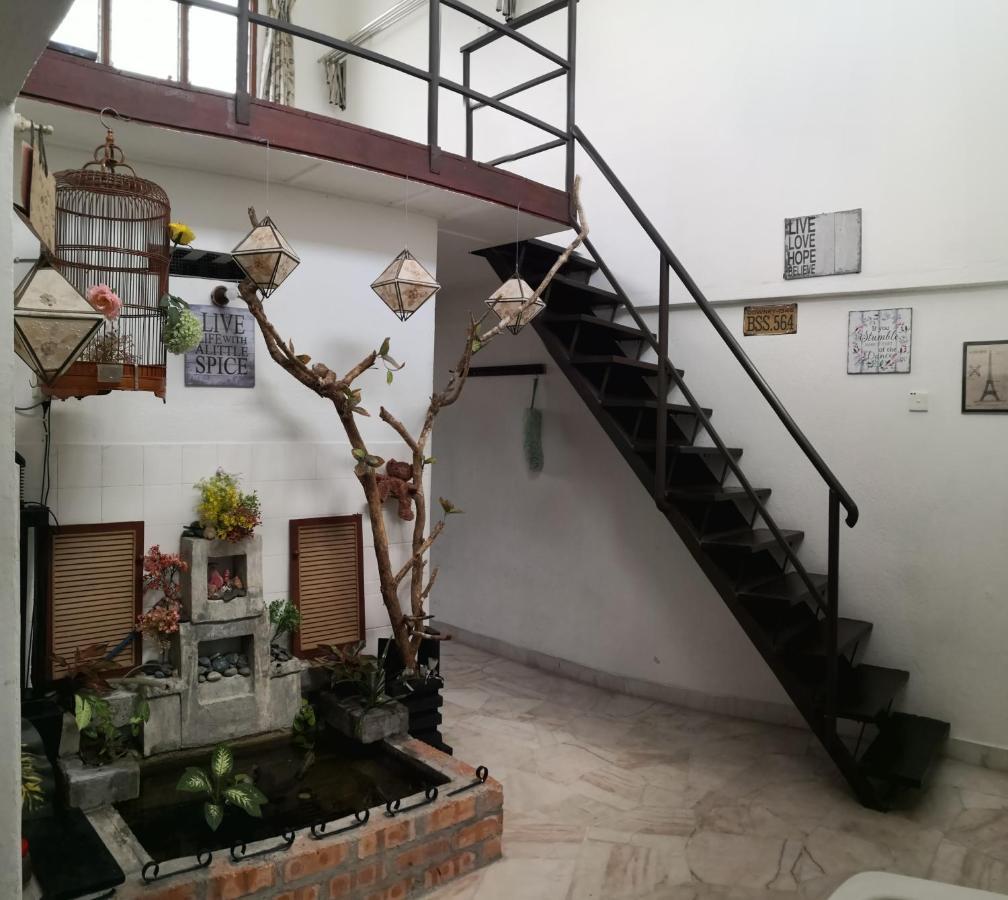 Hua Tang Homestay Ipoh Exterior photo