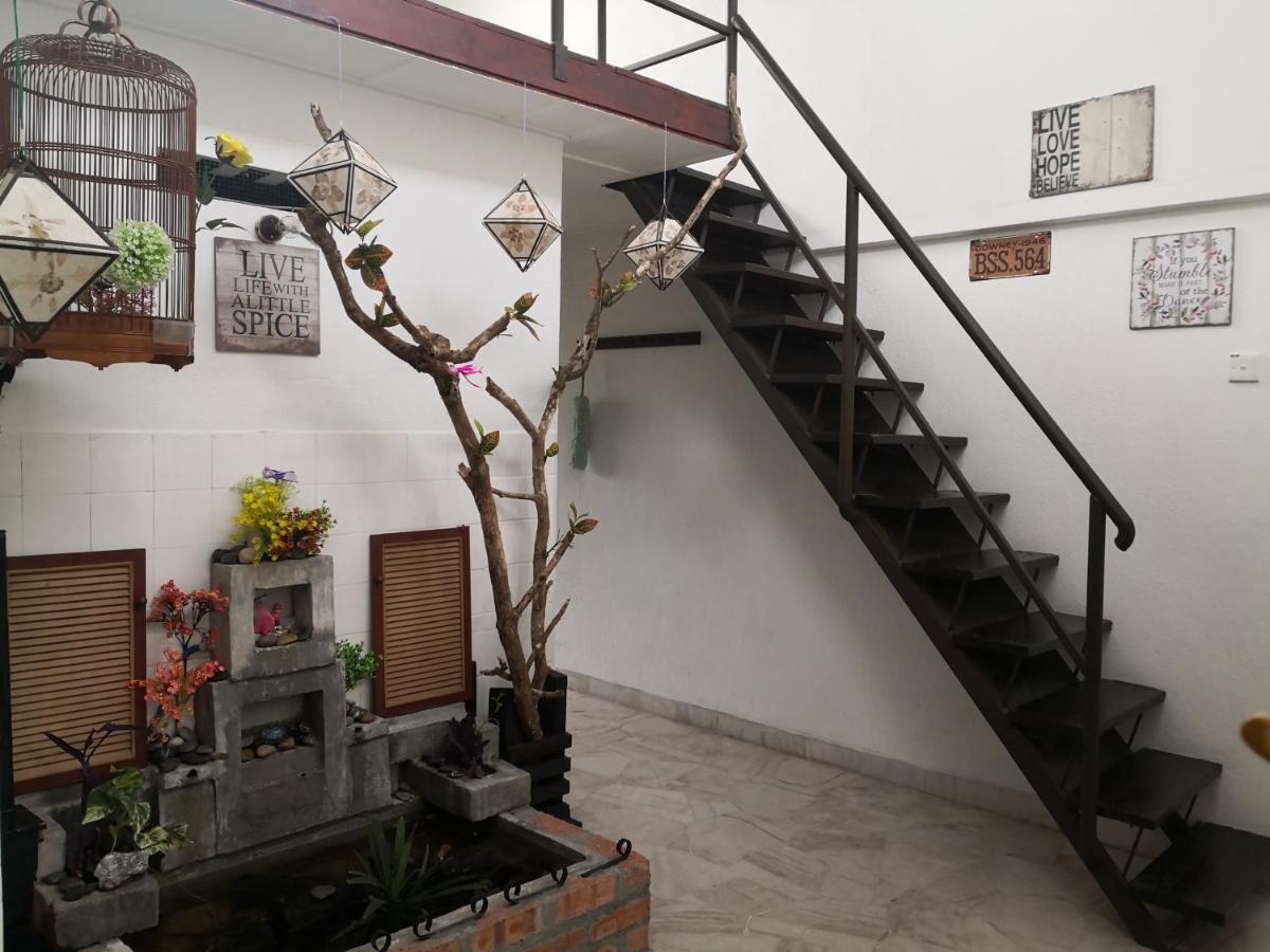 Hua Tang Homestay Ipoh Exterior photo